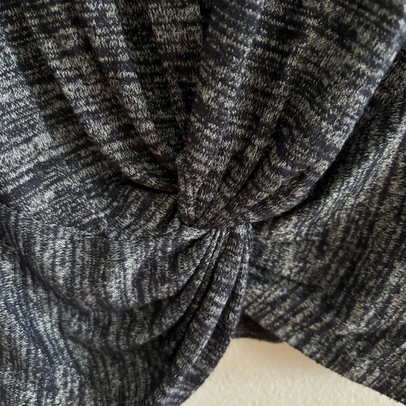 Banana Republic Luxespun Twist Knit Top - Picture 5 of 7